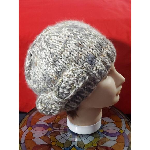 C. C Sek(Handmade)Mixed Lot Of 2 Knit Winter Pom Pom Bow Knit Hats Ponytail Hole - Picture 14 of 16